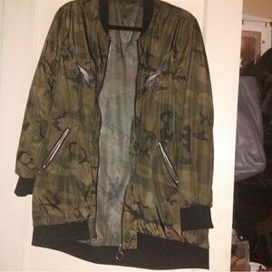 Rock & Republic Camouflage Windbreaker Jacket with Black Trim Size Large